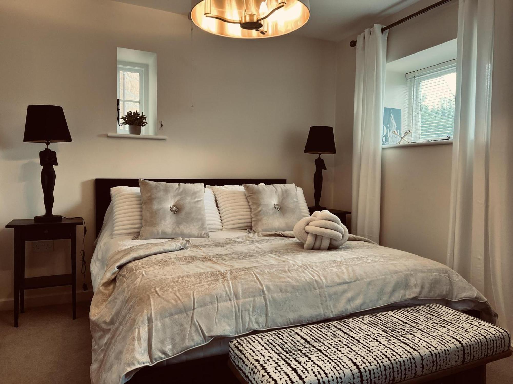 Immaculate 1-Bed Cottage In Moreton In Marsh Buitenkant foto