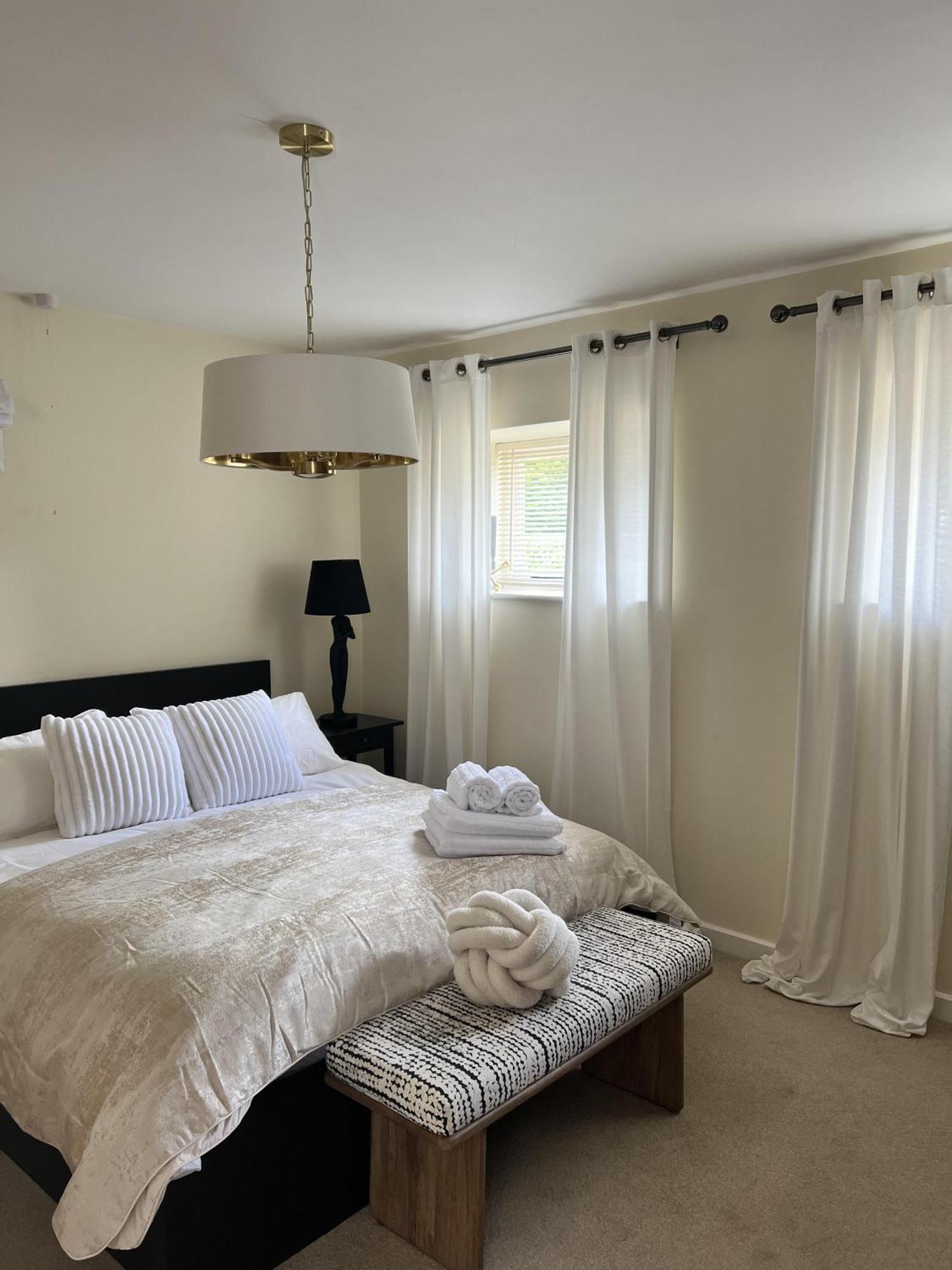 Immaculate 1-Bed Cottage In Moreton In Marsh Buitenkant foto